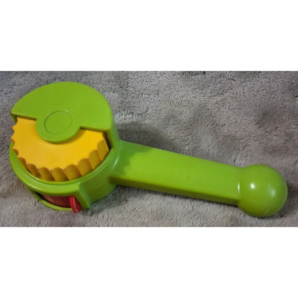 Vintage Creative Playthings Peek N See Pocket Viewer Toy Model 76160
